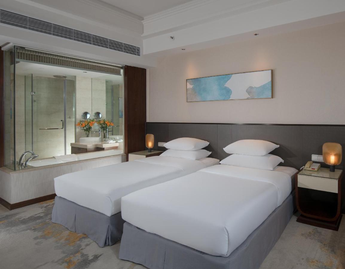 Golden Shining New Century Grand Hotel Bắc Hải Ngoại thất bức ảnh