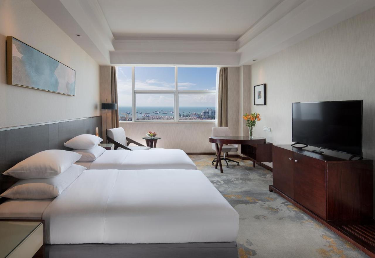 Golden Shining New Century Grand Hotel Bắc Hải Ngoại thất bức ảnh
