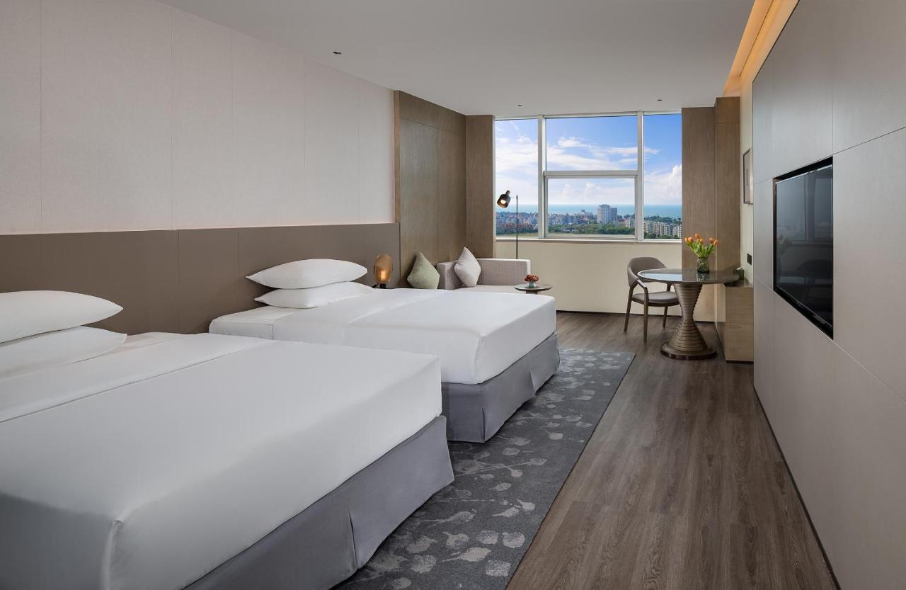 Golden Shining New Century Grand Hotel Bắc Hải Ngoại thất bức ảnh