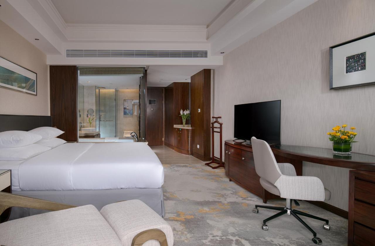 Golden Shining New Century Grand Hotel Bắc Hải Ngoại thất bức ảnh